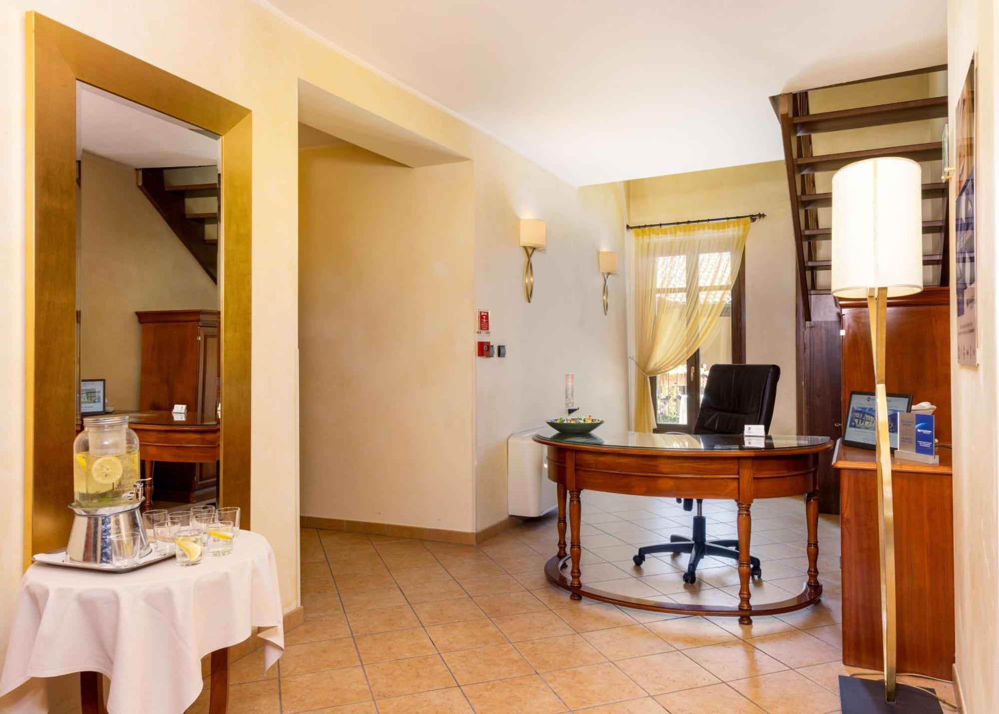 Best Western Plus Hotel Le Rondini San Francesco al Campo Exterior foto