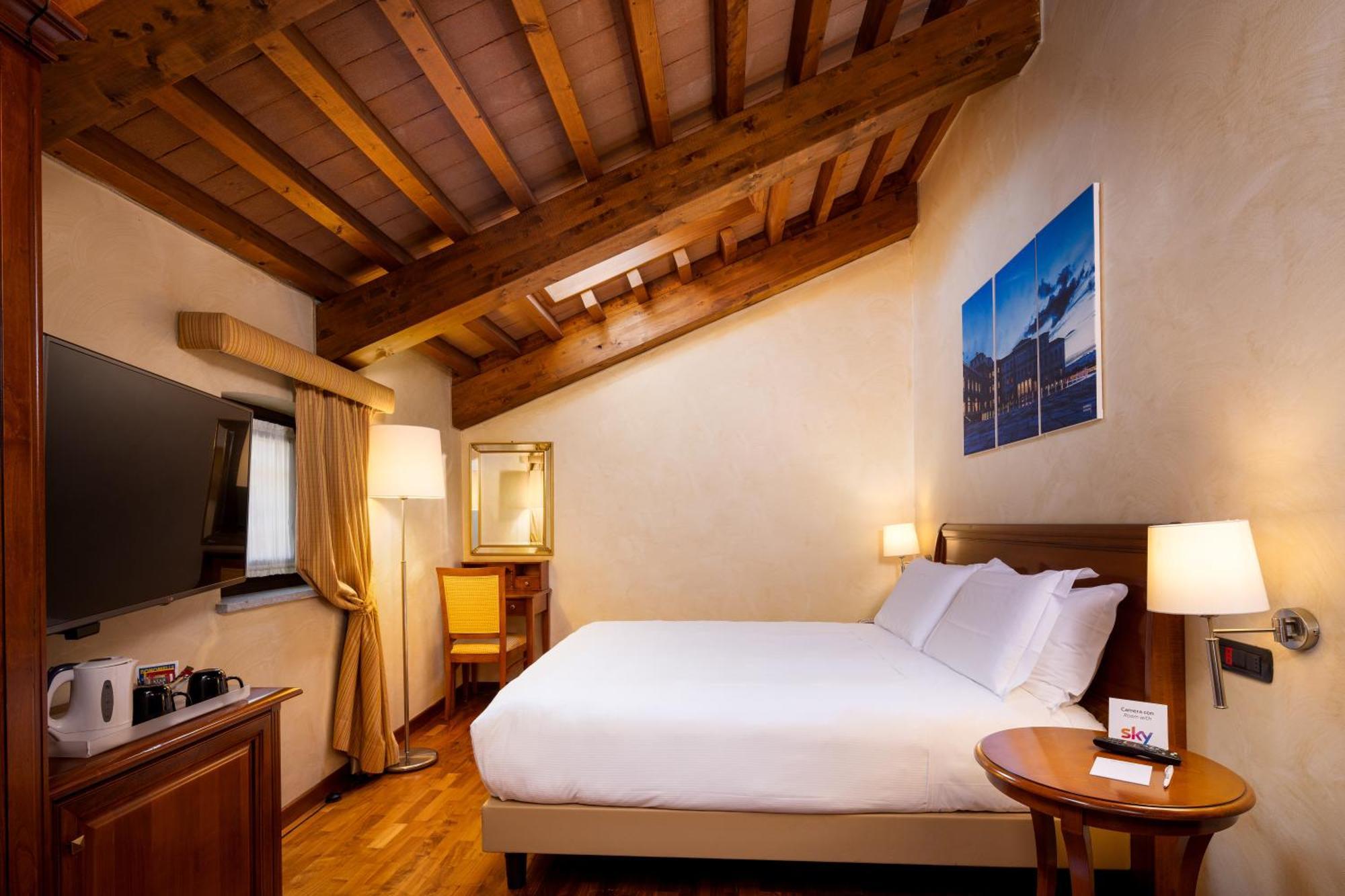 Best Western Plus Hotel Le Rondini San Francesco al Campo Exterior foto