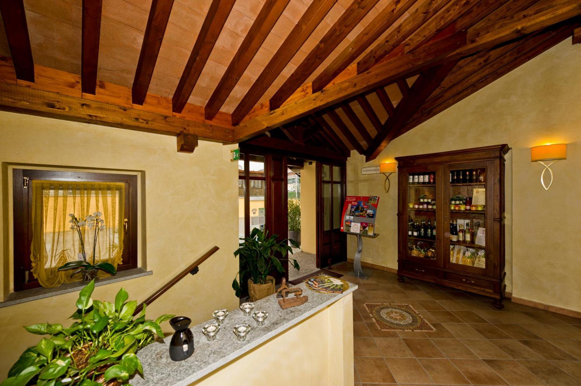 Best Western Plus Hotel Le Rondini San Francesco al Campo Exterior foto